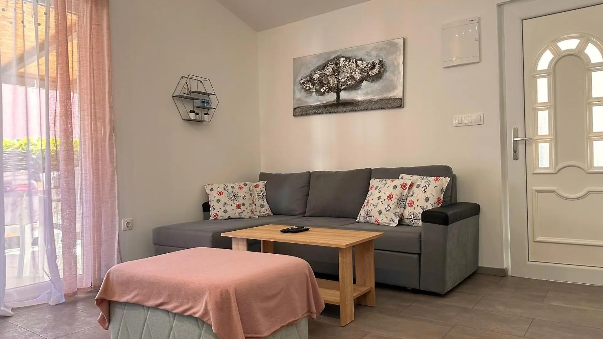 Holiday Home Pakostane Croatia