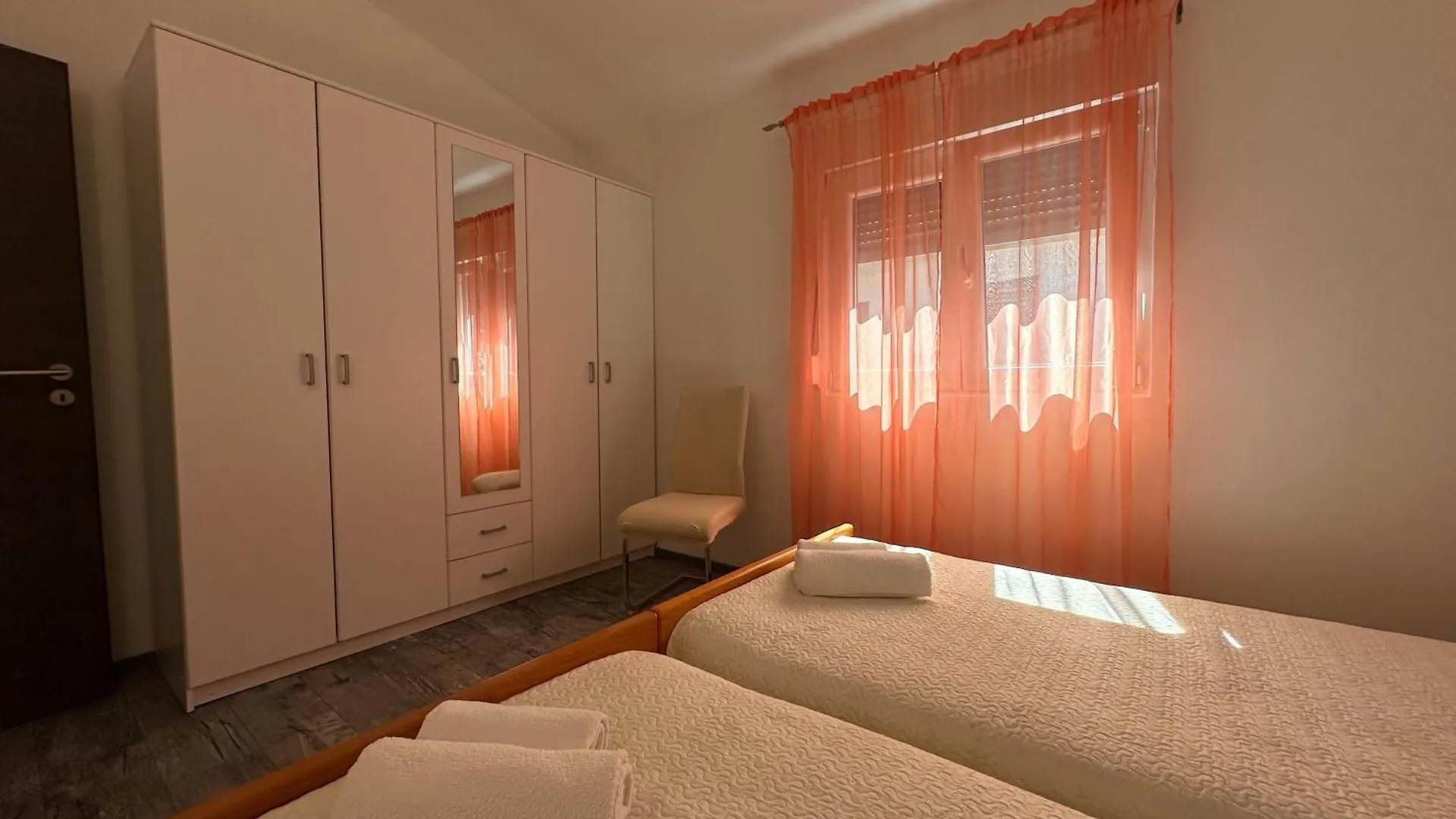 Holiday Home Pakostane 0*,