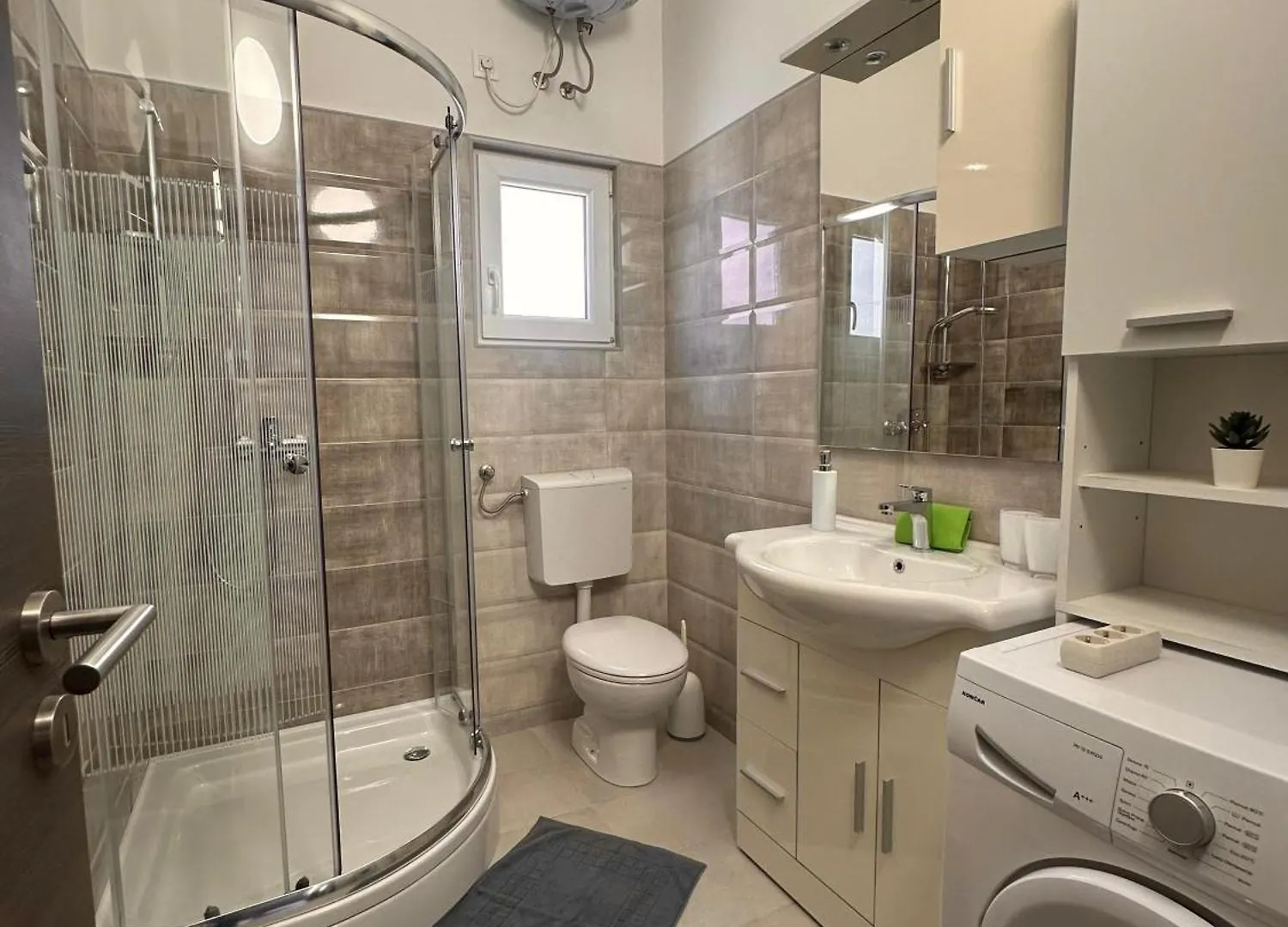 Holiday Home Pakostane Croatia